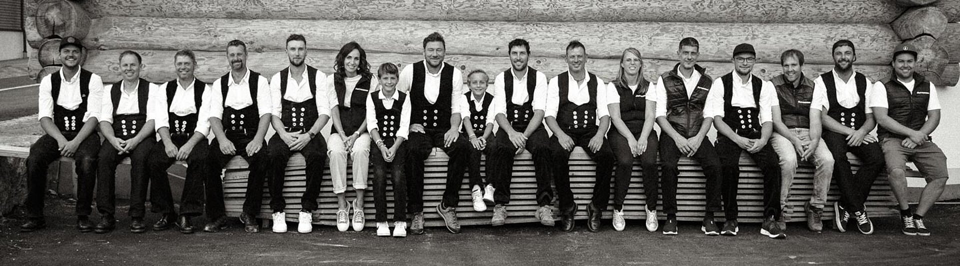 Unser Holzbau-Team Teamfoto von Gall Holzbau 2025
